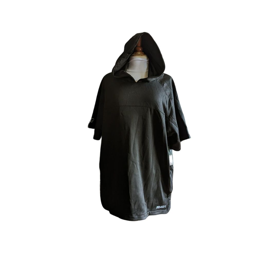 NWT   Andi short sleeve men's hoodie   SZ  2XL